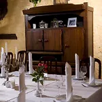 Gostiny Dvor Hotel 